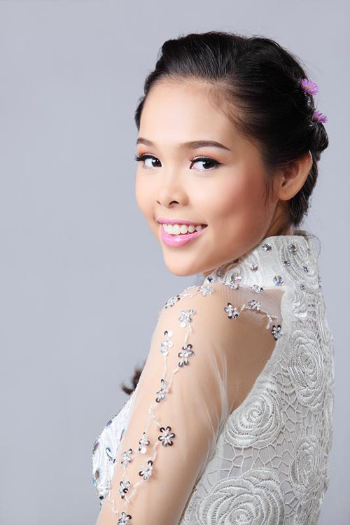 trang điểm áo dài cưới - hình minh họa 2