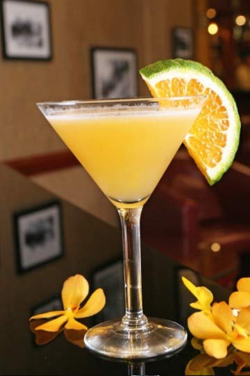 55426216-1324366219-cocktail-cam.jpg