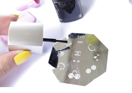 vẽ nail ngộ nghĩnh - hình minh họa 5