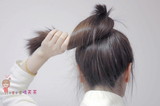 kiểu tóc búi củ hành - hình minh họa 3