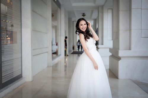 áo cưới lộng lẫy - hình minh họa 3