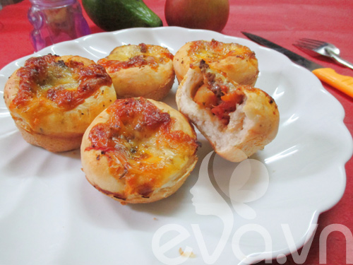 cách làm pizza cupcake - hình minh họa 16