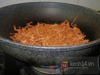 cách làm bò khô không lò nướng - hình minh họa 4