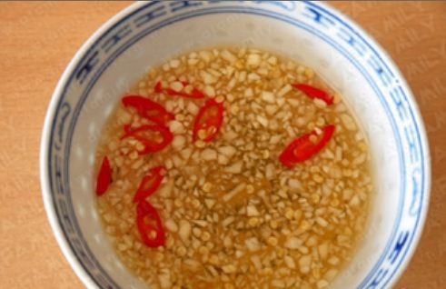 nộm tôm nấm tuyết - hình minh họa 6