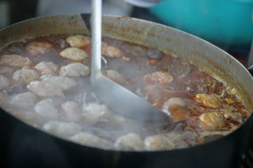 Hương Vị Bún Bò Huế - hình minh họa 2