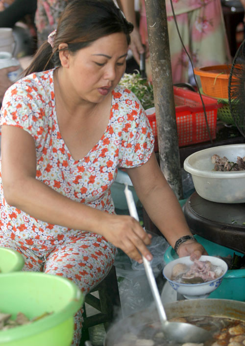 Hương Vị Bún Bò Huế