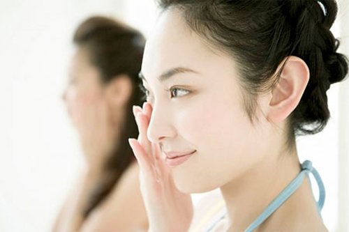 Thói quen rửa mặt tưởng chừng đơn
