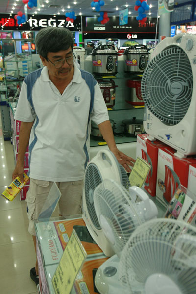 tiết kiệm khi mua hàng điện máy