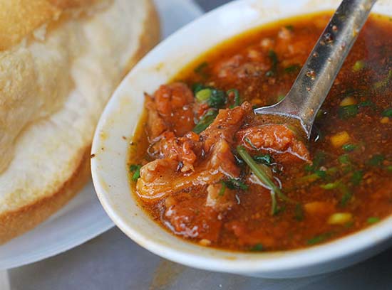 Bánh Mỳ Sốt Vang Cửa Nam - hình minh họa 3