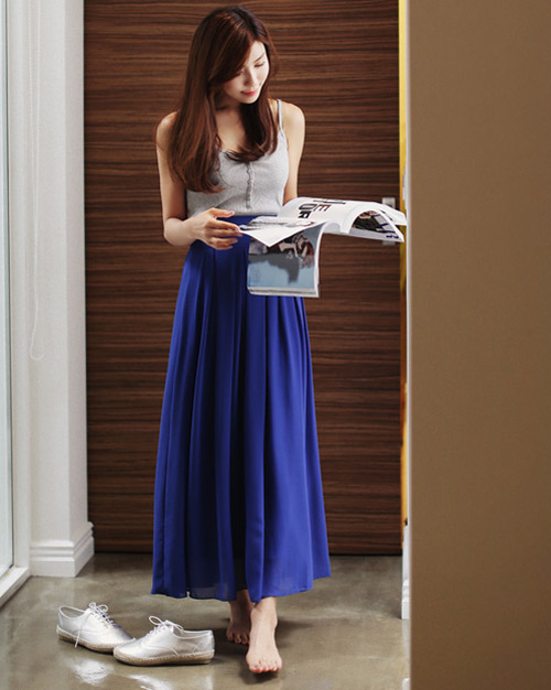 phối đồ váy midi