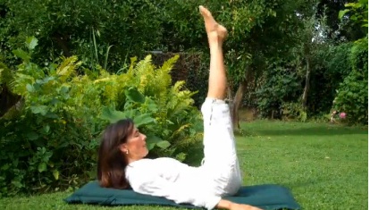 Yoga: Bí Quyết Níu Giữ Thanh Xuân - hình minh họa 3