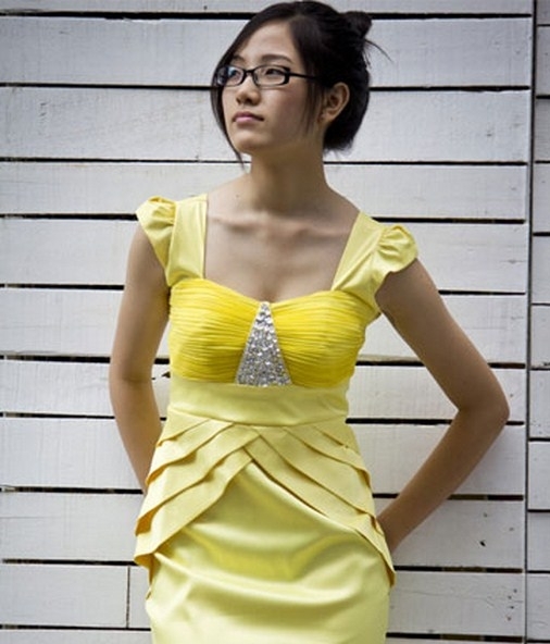 chọn áo cho người vai thô - hình minh họa 2