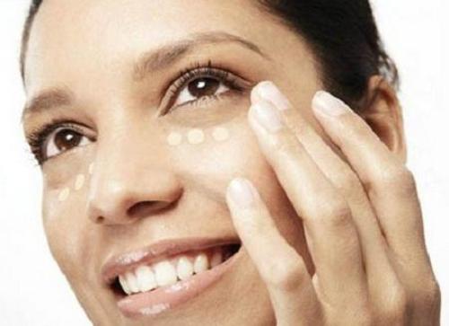 bí quyết trang điểm lớp nền - hình minh họa 2
