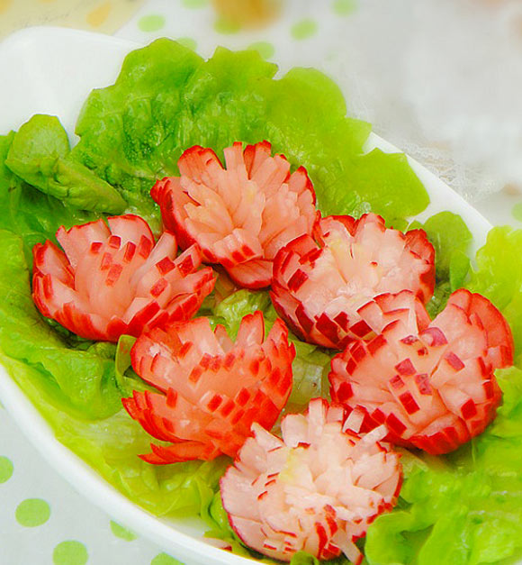 Chua chua ngòn ngọt củ cải đỏ ngâm dấm