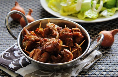 Gà xiên chiên giòn nhậu ngon cuối tuần - 7h ngày 13.7 - mục ăn ngon 17 Gà Xiên Chiên Giòn Món - hình minh họa 7