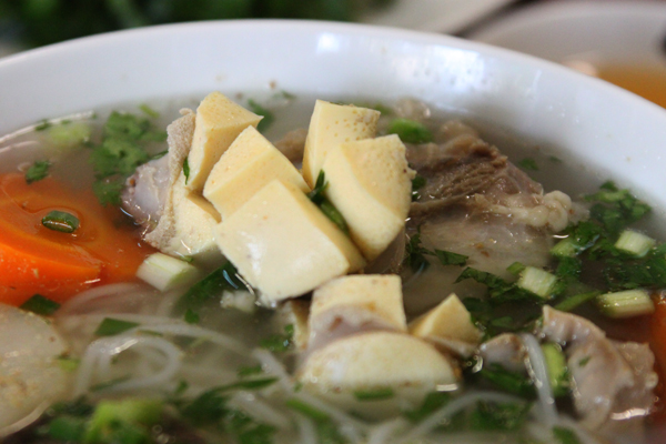 Về Thủ Dầu Một thưởng thức bún ống chỉ - hình minh họa 2