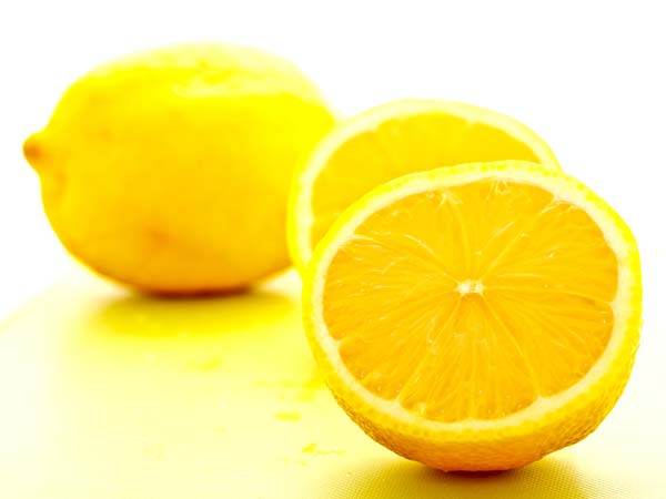 chăm sóc móng tay dễ gãy - hình minh họa 2