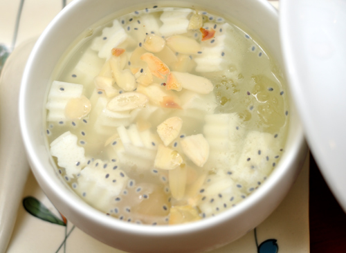 Chè Khúc Bạch Và Panna Cotta