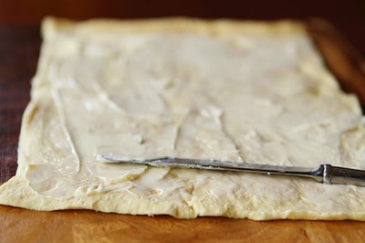 Cách Làm Bánh Quế Cuộn - hình minh họa 4