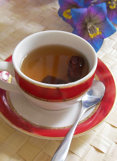 Bí Quyết Pha Trà Gừng Táo Đỏ - hình minh họa 3