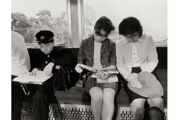 on-reading-4 cách chống say xe - hình minh họa 2