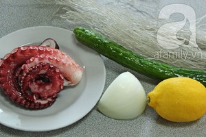 Salad bạch tuộc giòn