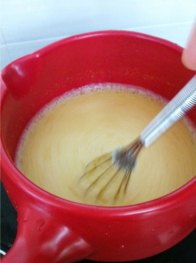 kem vani táo đỏ - hình minh họa 4