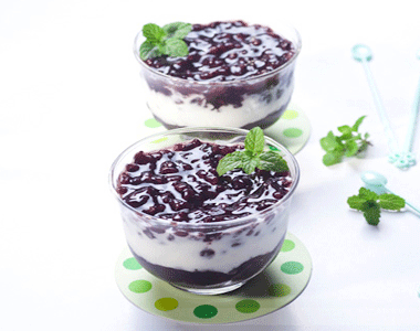 sữa chua nếp cẩm tự làm - hình minh họa 3