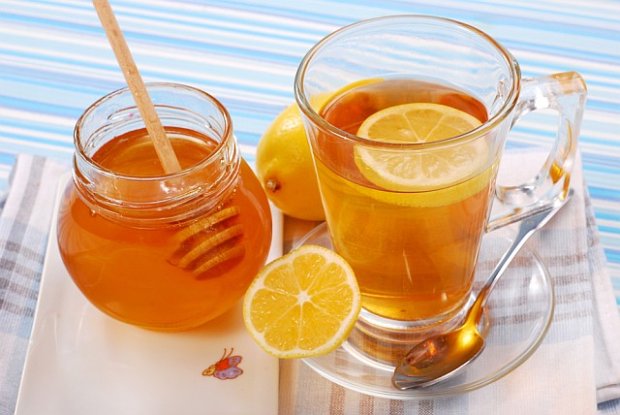 tẩy ria mép tại nhà